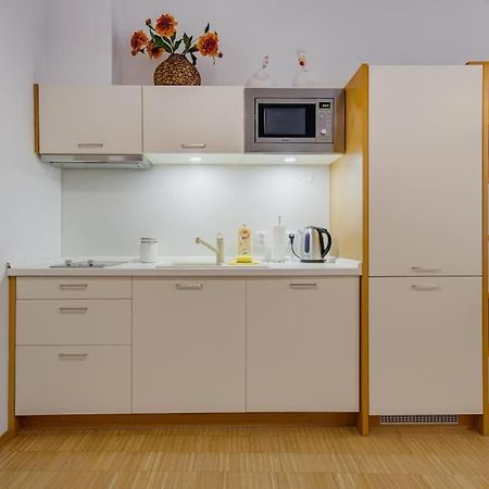 Deluxe Suite In Prime Location Прага Экстерьер фото