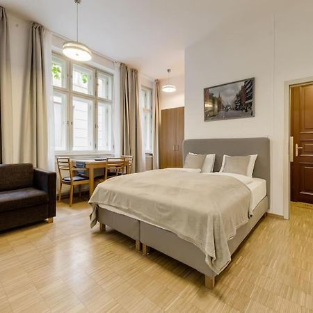 Deluxe Suite In Prime Location Прага Экстерьер фото