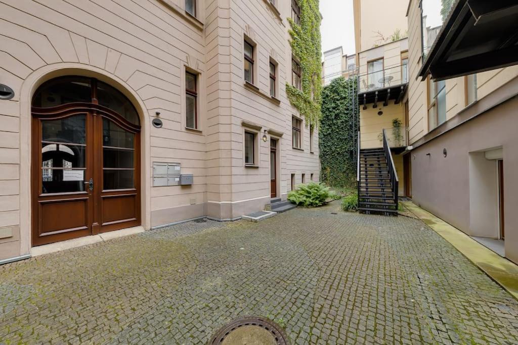 Deluxe Suite In Prime Location Прага Экстерьер фото